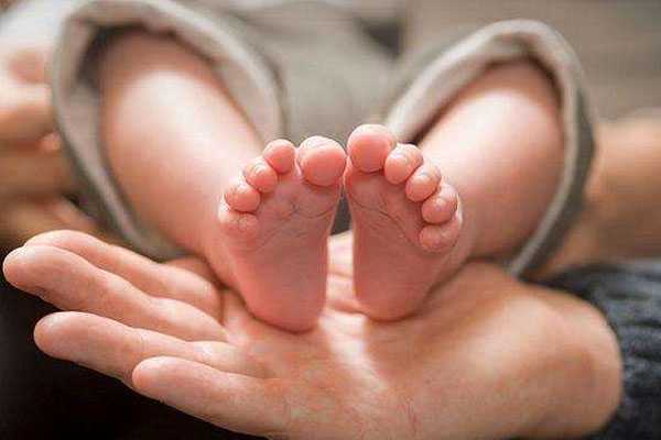 怀孕胚胎发育不全_有习惯性流产迹象_泰国试管婴儿宝宝身体好吗?